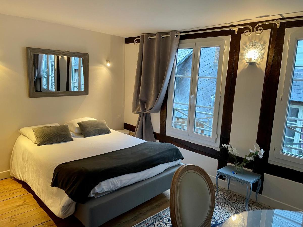 La Parenthese Du Capucin Apartment Honfleur Luaran gambar