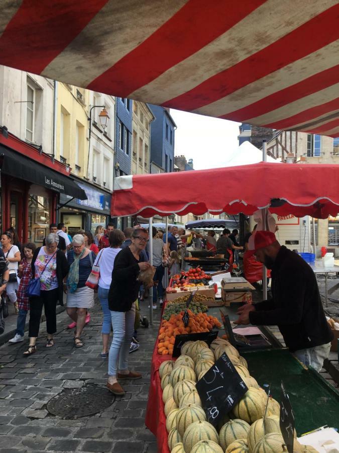 La Parenthese Du Capucin Apartment Honfleur Luaran gambar